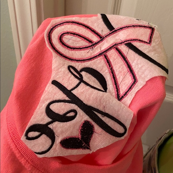 Jerzees Hand stitched HOPE Breast Cancer Awareness Ribbon Pink Crewneck Tee - Picture 10 of 10